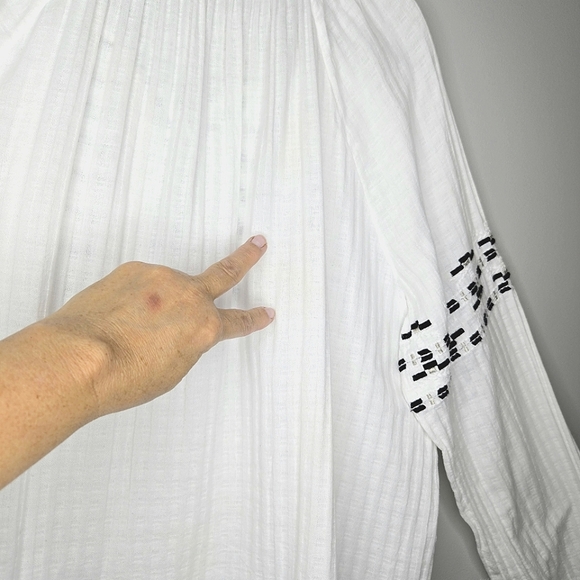New Directions Cotton Tunic Top. White And Black. 2X - Picture 10 of 10
